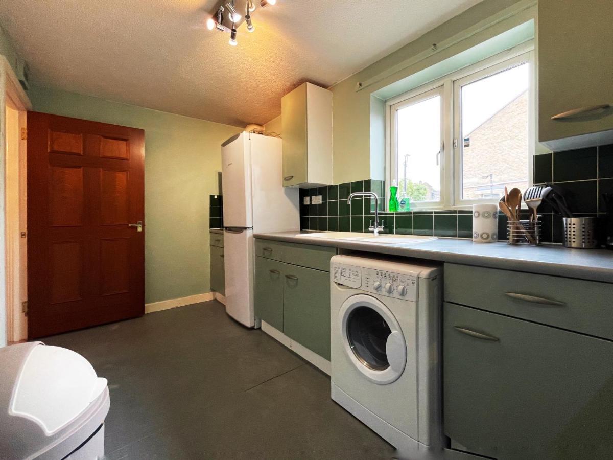 Jessica'S Place At Whitechapel London Luaran gambar