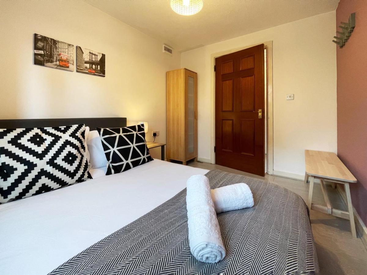 Jessica'S Place At Whitechapel London Luaran gambar