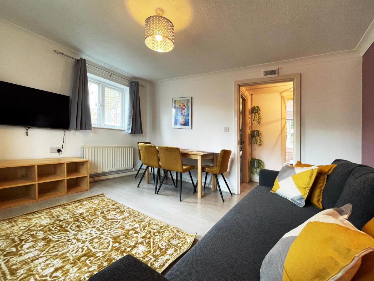 Jessica'S Place At Whitechapel London Luaran gambar